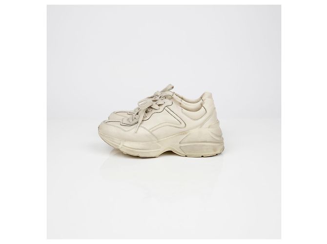 Gucci Sneakers Dirty Rayton Bianco - vista 4