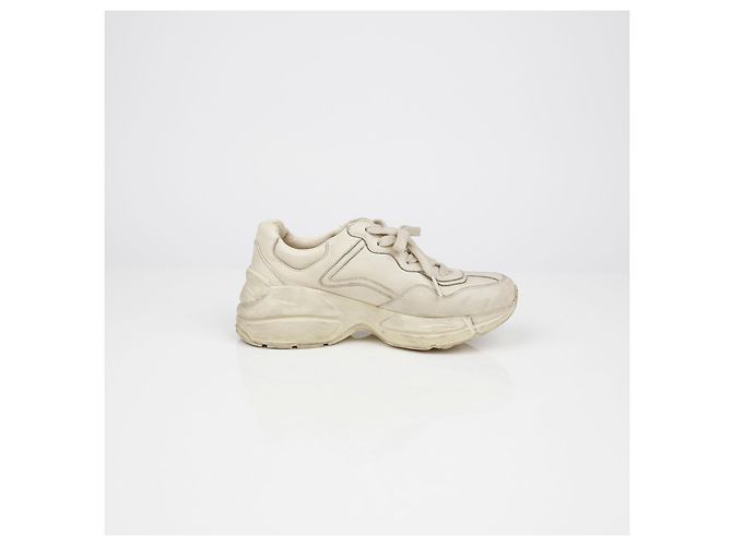 Gucci Sneakers Dirty Rayton Bianco - vista 6
