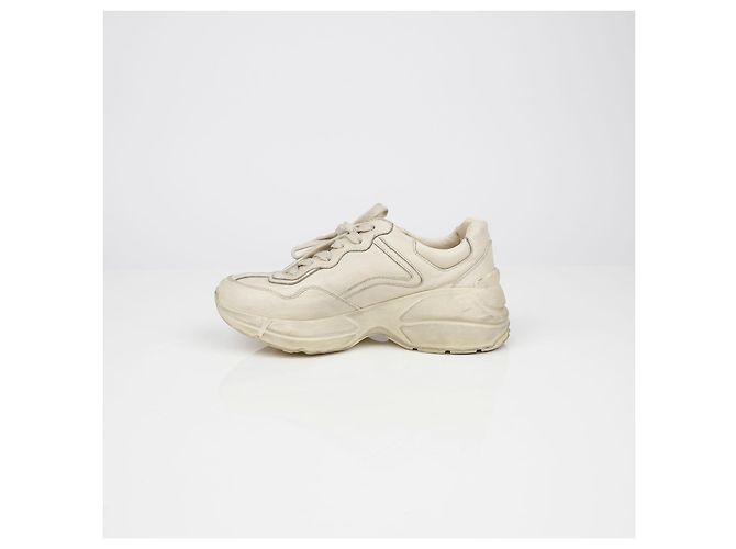 Gucci Sneakers Dirty Rayton Bianco - vista 7