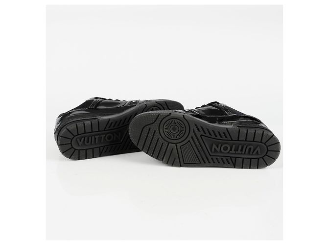 Louis Vuitton Baskets Taille Noir - vue 11