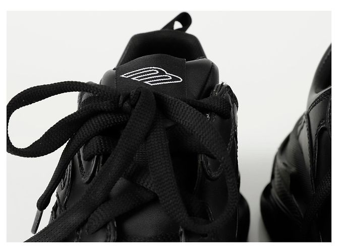 Balenciaga Baskets Sportives Triples Taille Noir - vue 11
