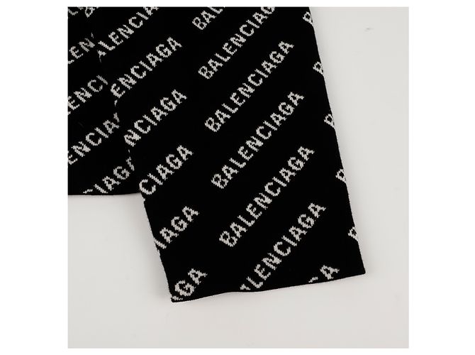 Balenciaga Multi Logo All Over Cardigan Größe Schwarz - Ansicht 10