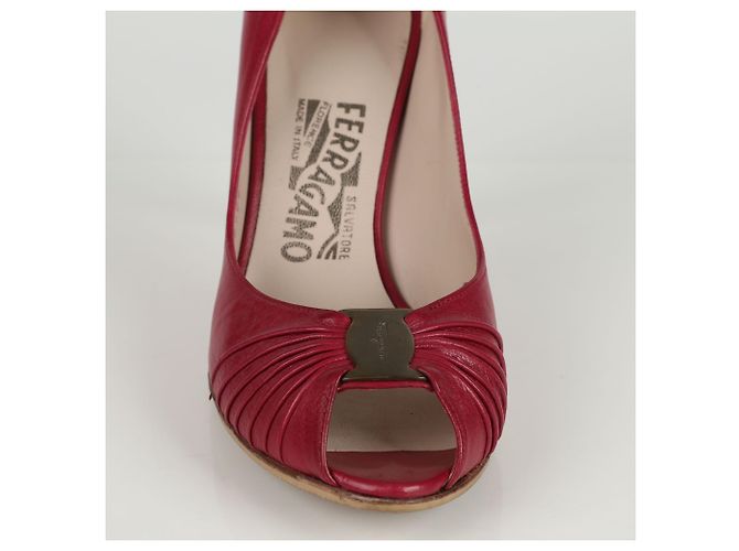 Salvatore Ferragamo Open Toe Pumps Größe Rot - Ansicht 4
