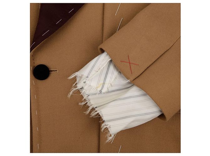 Gucci Asymmetric Stitch Coat Size Brown - view 7
