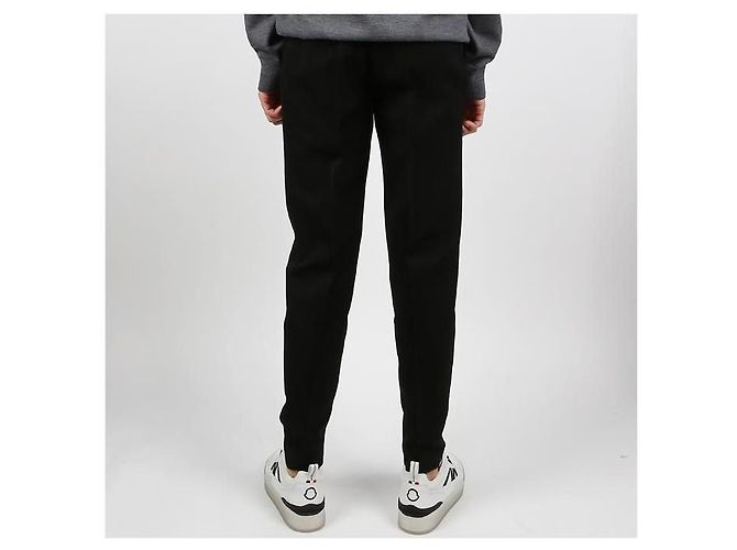 Prada Pantaloni Slim Fit in Gabardine Nero - vista 4