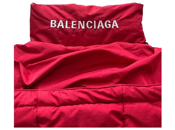 Day Balenciaga Giacca a vento con cappuccio e logo per donne - Rossa Rosso - vista 9