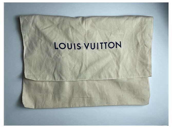 Louis Vuitton Clutch Wallet Trunk Nero - vista 8