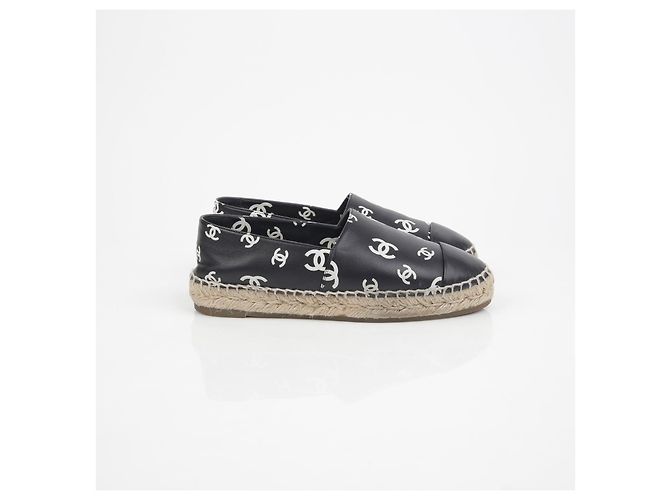 Espadrillas Chanel CC Logo in pelle nera Nero - vista 3
