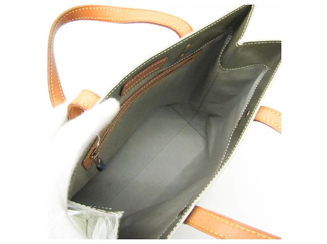 Louis Vuitton Borsa tote Reade MM in Monogram Vernis per donne - Grigio Marrone - vista 3