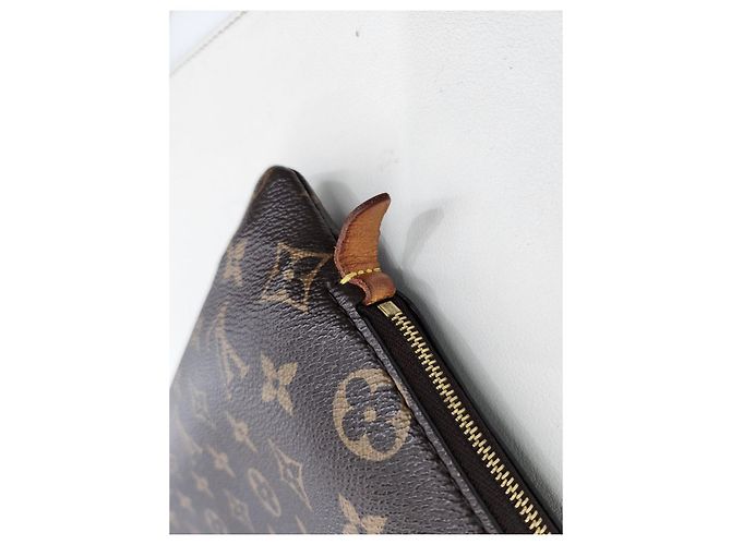 Louis Vuitton Clutch in tela monogramma Marrone - vista 20