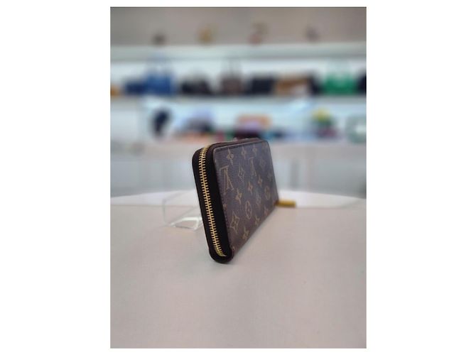 Louis Vuitton Cartera larga para mujer con chip Castaño - vista 11