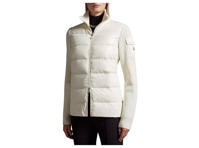 Moncler Gestrickte Wolljacke mit Logo-Patch - Ansicht 6