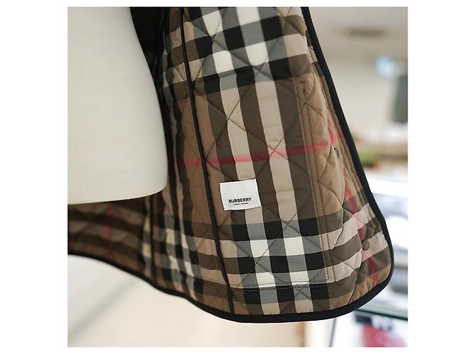 Burberry Dalry Steppjacke aus Polyester in Schwarz - Ansicht 9