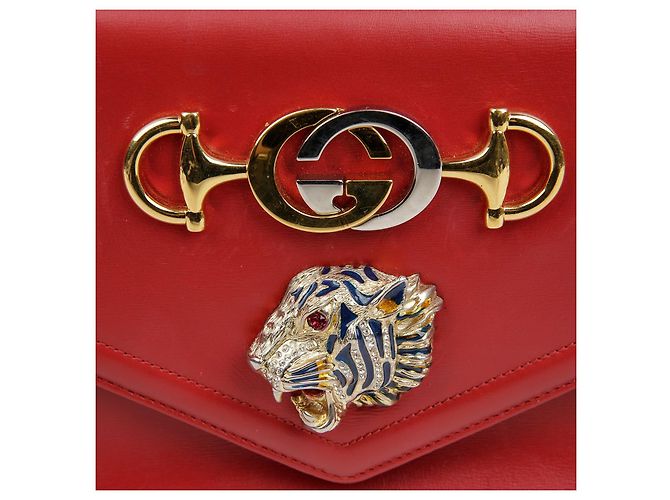 Gucci Borsa a tracolla media testa di tigre Rosso - vista 4