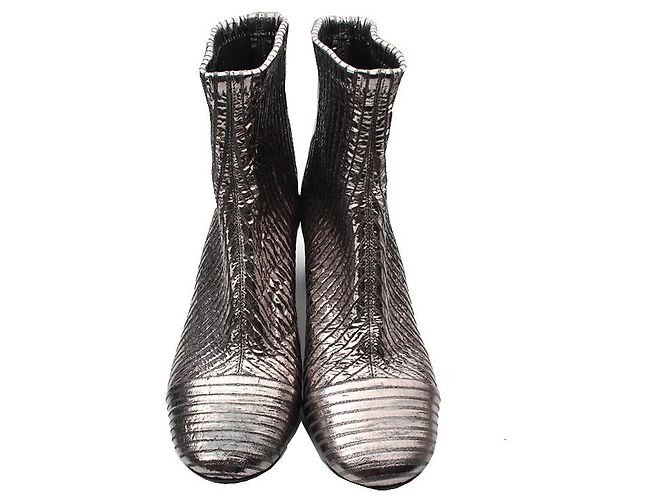 Silberne gerippte Ankle Boots von Isabel Marant - Ansicht 2