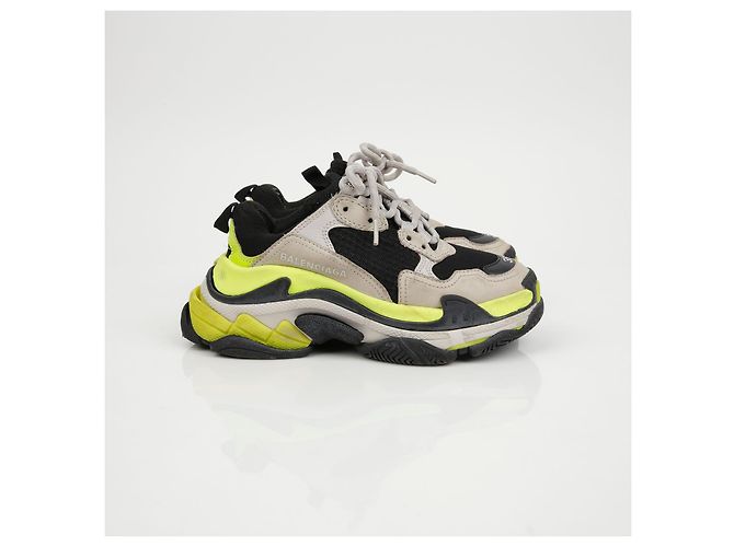 Balenciaga Triple Sneakers Taglia Giallo - vista 2