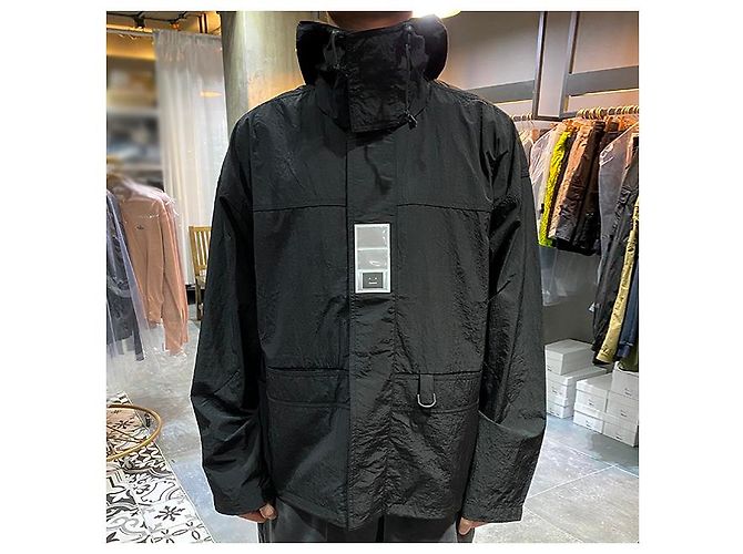 Giacca a vento con cappuccio packable con logo Acne Nero - vista 18