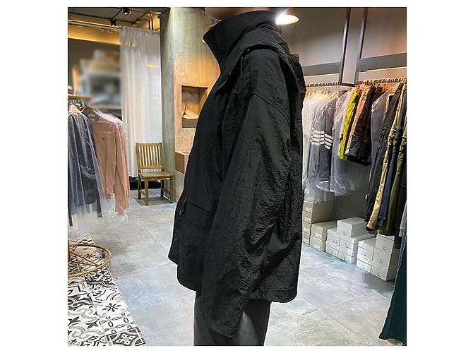 Giacca a vento con cappuccio packable con logo Acne Nero - vista 4