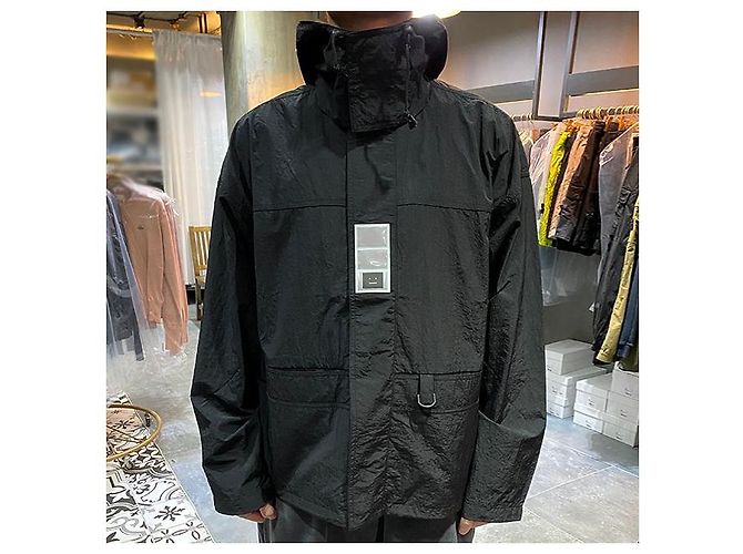 Giacca a vento con cappuccio packable con logo Acne Nero - vista 6