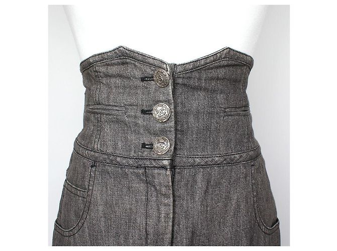 Chanel Pantalones Bermuda de talle alto grises Castaño - vista 4