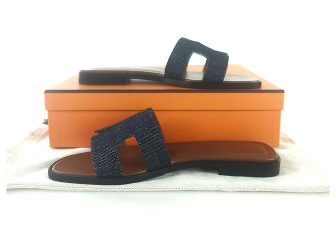 Hermès Sandali Oran in denim Blu - vista 2