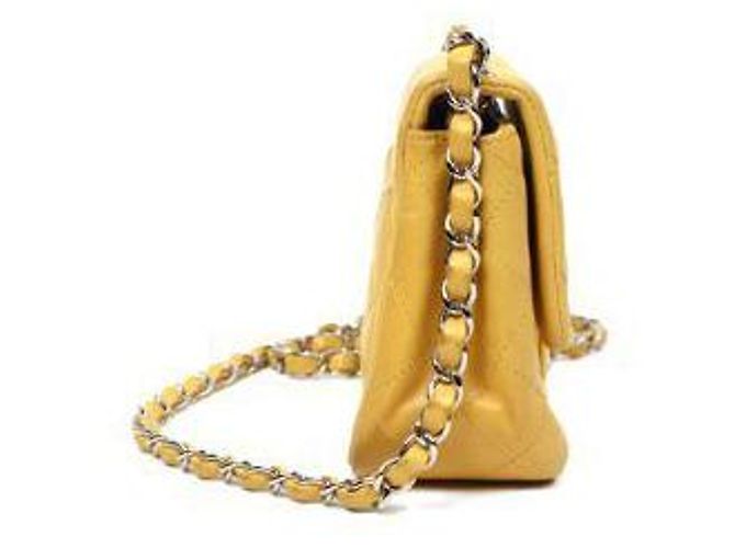 Chanel Piccola borsa in pelle gialla Giallo - vista 2