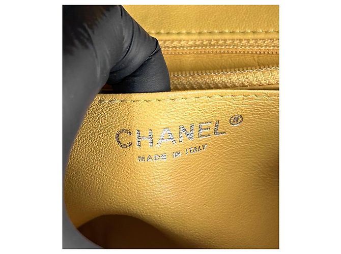 Chanel Piccola borsa in pelle gialla Giallo - vista 6