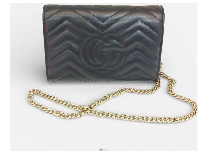 Gucci Mini Chain Crossbody Bag GG Marmont Matelassé Nero - vista 3