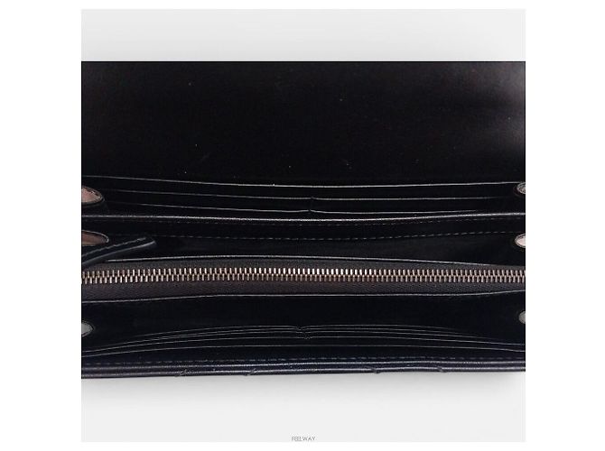 Gucci Mini Chain Crossbody Bag GG Marmont Matelassé Nero - vista 6