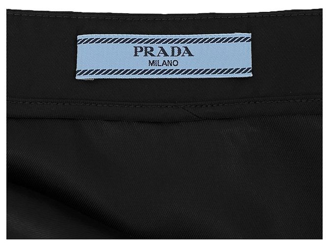 Prada Falda Mini Re-Nylon Negra Big Triangle Logo de Lujo Biarr para Mujeres Negro - vista 11