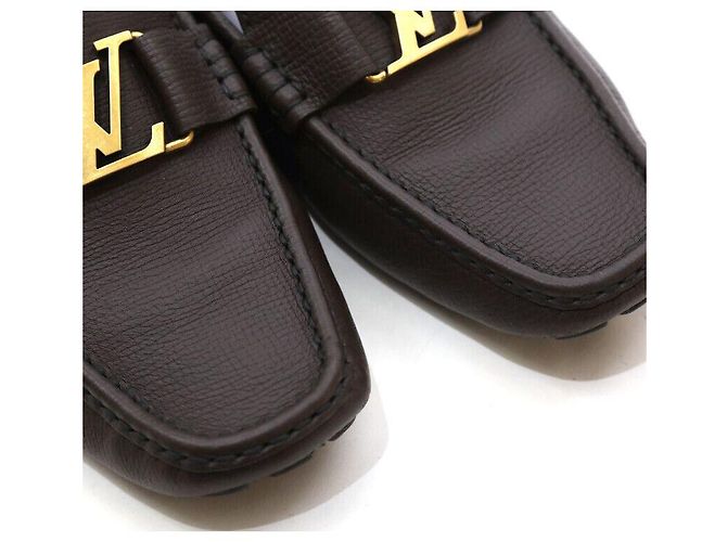 Louis Vuitton Mocassin en cuir de conduite avec logo doré Taille - vue 6
