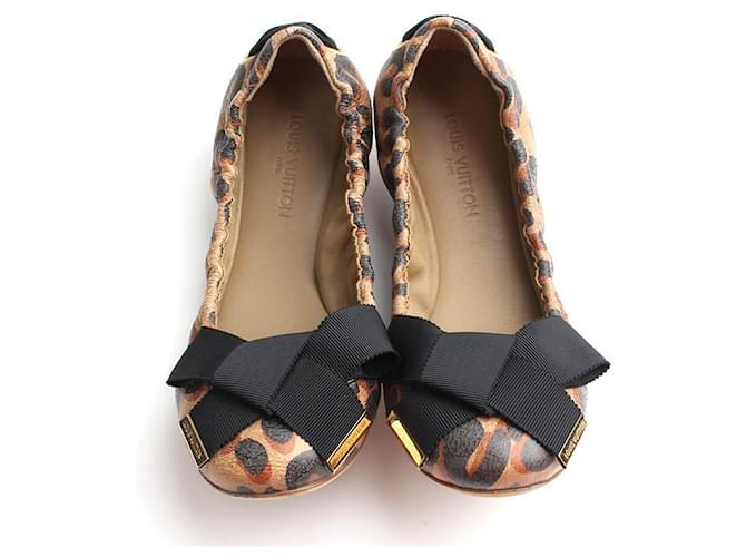 Louis Vuitton Scarpe basse leopardate Multicolore - vista 2