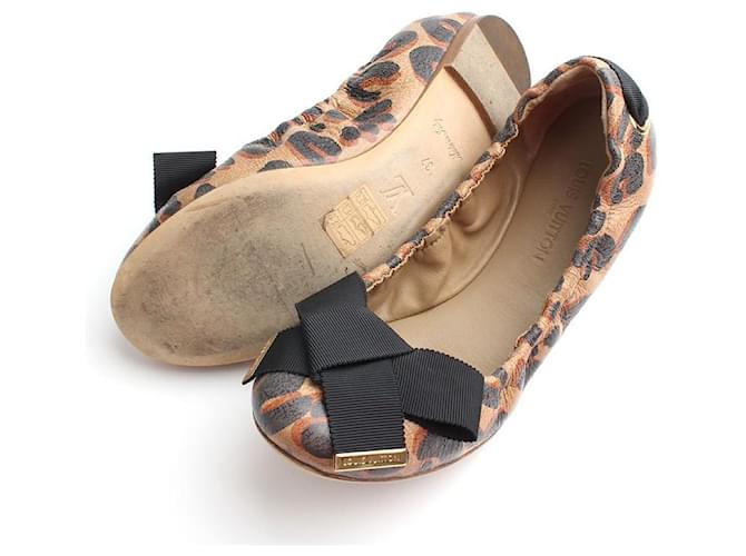 Louis Vuitton Scarpe basse leopardate Multicolore - vista 3