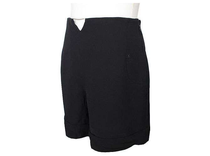 Chanel Pantalones Bermuda de Seda Negros - vista 2