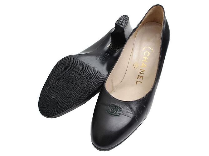 Chanel Décolleté in pelle nera Nero - vista 3