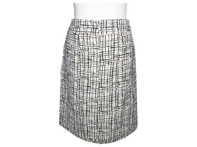 Chanel Falda de tweed negro marfil Blanco - vista 2