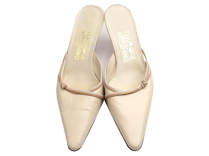 Salvatore Ferragamo Mule in pelle avorio Bianco - vista 2