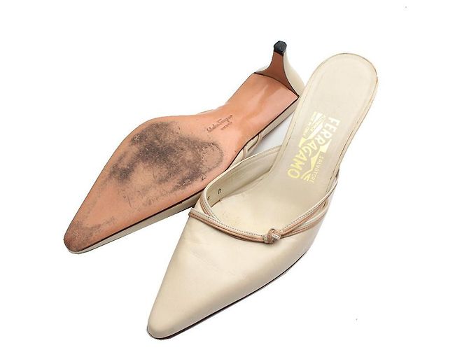 Salvatore Ferragamo Mule in pelle avorio Bianco - vista 3