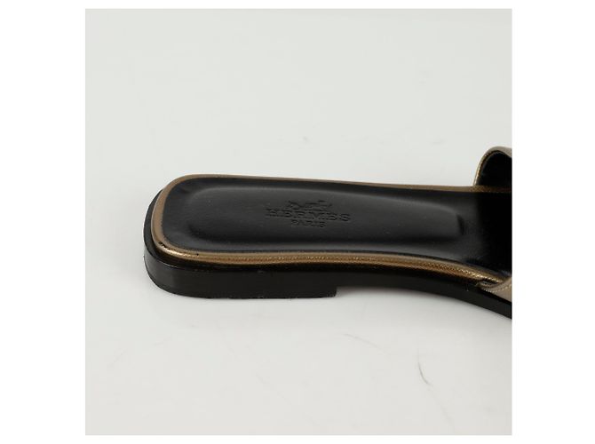 Sandali Hermès Oran Bronzo Pelle Epsom 36 D'oro - vista 6