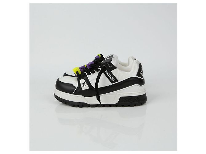 Louis Vuitton Baskets LV Trainer Maxi Taille Noir - vue 4
