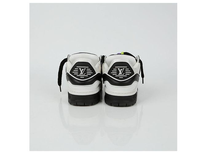 Louis Vuitton Baskets LV Trainer Maxi Taille Noir - vue 5