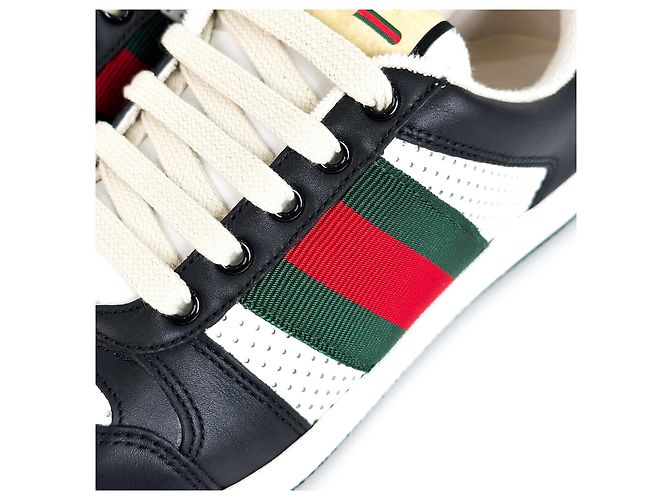 Gucci Sneakers in pelle nere con logo GG per donne Nero - vista 11