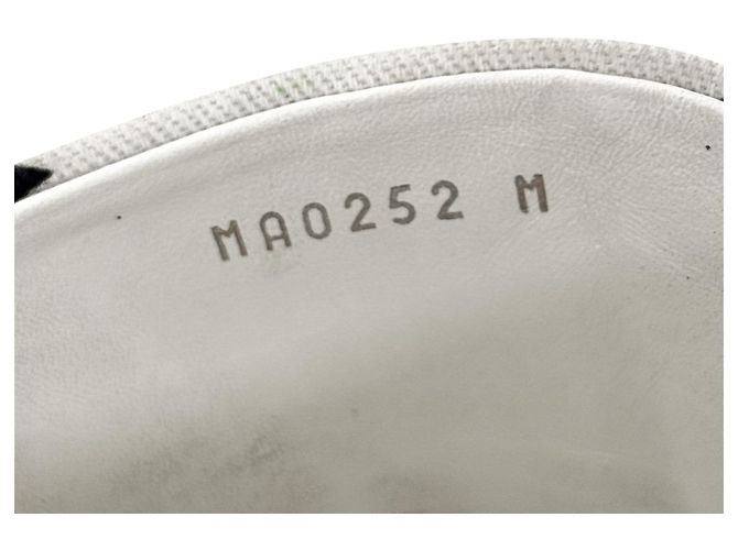 Louis Vuitton Flache Mules mit Magnetverschluss Weiß - Ansicht 14