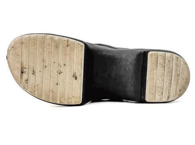 Louis Vuitton Sandali piatti Viar per donne con logo LV Archlight neri Nero - vista 8