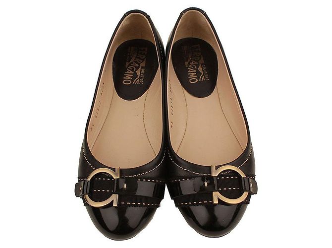 Salvatore Ferragamo Scarpe Flat in Pelle Nera con Logo Gancini Nero - vista 2