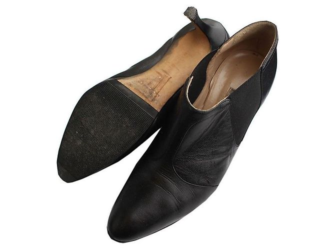 Manolo Blahnik Botín Negro con Rayas - vista 4
