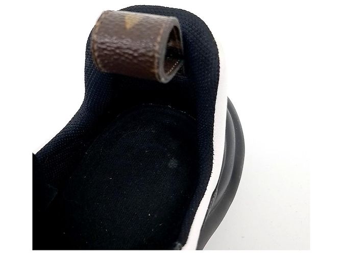 Sneakers Archlight Louis Vuitton Nero - vista 6