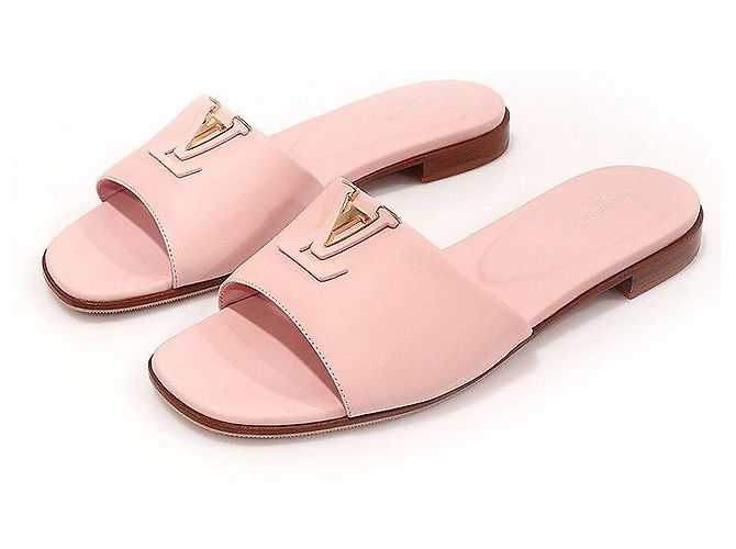 Capucines Louis Vuitton Mule piatte in pelle di vitello rosa LV Mare per donne - vista 3