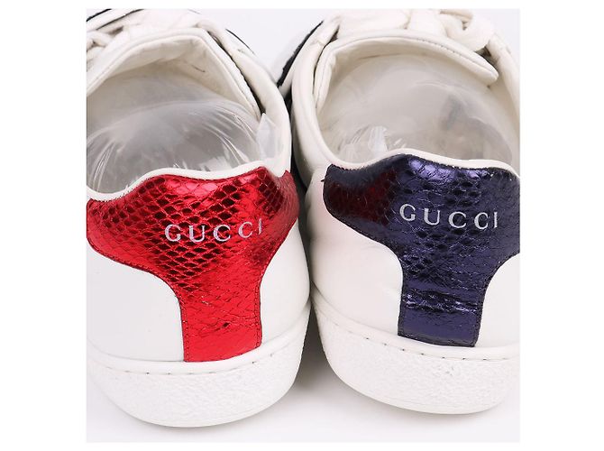 Gucci Sneakers da donna con patch Tigre Nero - vista 8