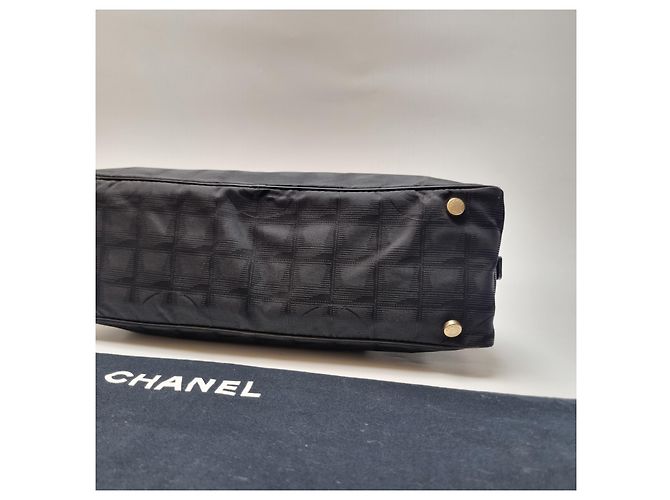 Chanel Nuova borsa da bowling con logo CC da viaggio Nero - vista 17